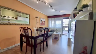 Piso en alquiler en Carlos V, Zona Playa (Laredo) de 1.700 €<span>/mes</span>