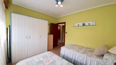 Piso en alquiler en Carlos V, Zona Playa (Laredo) de 1.700 €<span>/mes</span>