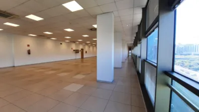 Oficina en alquiler en Matogrande - Vista 2