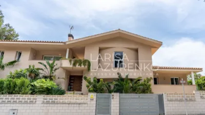 Chalet on Carrer del Pou de la Taurana photo 11