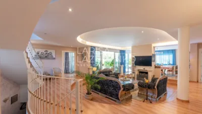 Chalet on Carrer del Pou de la Taurana photo 8