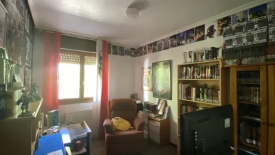 Apartment on Calle del Atleta Antonio Amorós photo 9