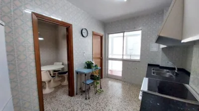 Apartment on Avenida de Casado del Alisal photo 9