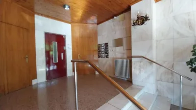 Apartment on Avenida de Casado del Alisal photo 2