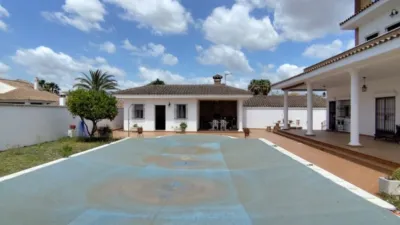 Chalet in El Santiscal photo 4
