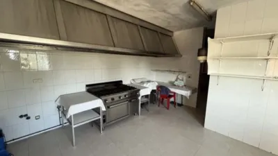 Edificio en venta en Calle Carballás - Más