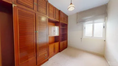 Piso en venta en Calle Virgen de Luján, Los Remedios (Distrito Los Remedios. Sevilla Capital) de 590.000 €