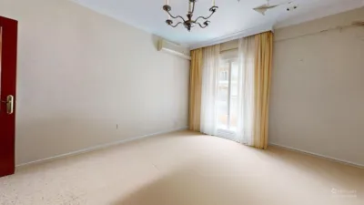 Piso en venta en Calle Virgen de Luján, Los Remedios (Distrito Los Remedios. Sevilla Capital) de 590.000 €