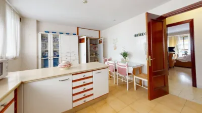 Piso en venta en Calle Virgen de Luján, Los Remedios (Distrito Los Remedios. Sevilla Capital) de 590.000 €