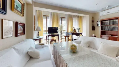 Piso en venta en Calle Virgen de Luján, Los Remedios (Distrito Los Remedios. Sevilla Capital) de 590.000 €
