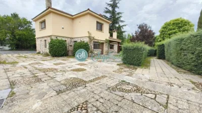 Chalet in Madrona photo 128
