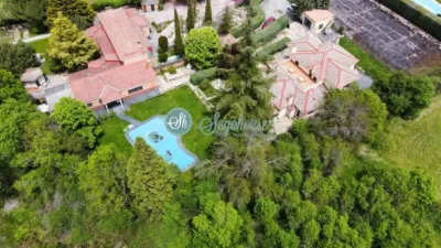 Chalet in Madrona photo 2