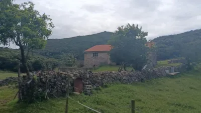 Rustic farm in Barrio del Dueso photo 2