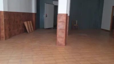 Local comercial en venta en Franciscanos - Vista 3