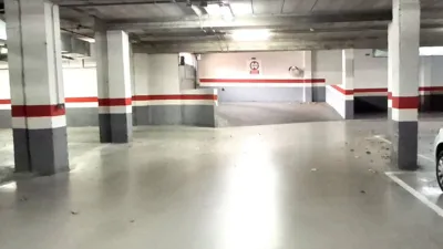 Piso en alquiler en Plaza Juan Pabloii, Villa de Prado (Valladolid Capital) de 900 €<span>/mes</span>