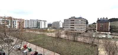 Piso en alquiler en Plaza Juan Pabloii, Villa de Prado (Valladolid Capital) de 900 €<span>/mes</span>