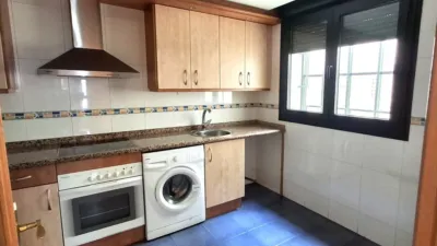 Piso en alquiler en Plaza Juan Pabloii, Villa de Prado (Valladolid Capital) de 900 €<span>/mes</span>