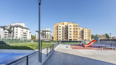 Piso en venta en Calle del Arca Real, cerca de Calle de El Aaiún, Las Delicias (Valladolid Capital) de 349.000 €