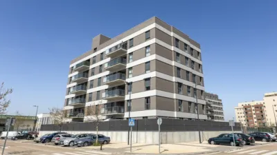 Piso en venta en Calle del Arca Real, cerca de Calle de El Aaiún, Las Delicias (Valladolid Capital) de 349.000 €