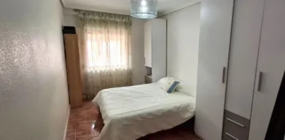 Piso en venta en Calle de los Embajadores, cerca de Paseo Juan Carlos I, Las Delicias (Valladolid Capital) de 210.000 €