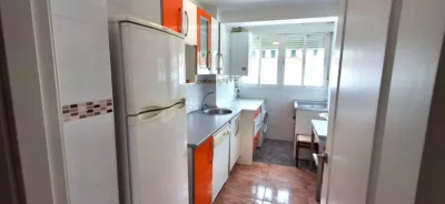 Piso en venta en Calle de los Embajadores, cerca de Paseo Juan Carlos I, Las Delicias (Valladolid Capital) de 210.000 €