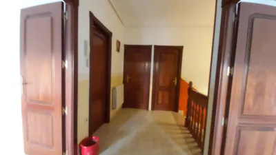 Chalet on Calle de Murillo photo 5