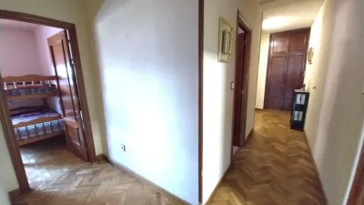 Piso en venta en Calle de las Mieses, Huerta del Rey-Arturo Eyríes (Valladolid Capital) de 240.000 €