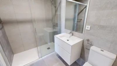 Piso en alquiler en Calle Akutan, Bellavista (Distrito Bellavista-La Palmera. Sevilla Capital) de 1.150 €<span>/mes</span>