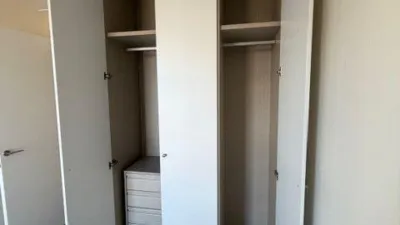 Piso en alquiler en Calle Akutan, Bellavista (Distrito Bellavista-La Palmera. Sevilla Capital) de 1.150 €<span>/mes</span>