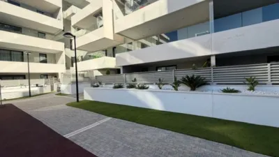 Piso en alquiler en Calle Akutan, Bellavista (Distrito Bellavista-La Palmera. Sevilla Capital) de 1.150 €<span>/mes</span>