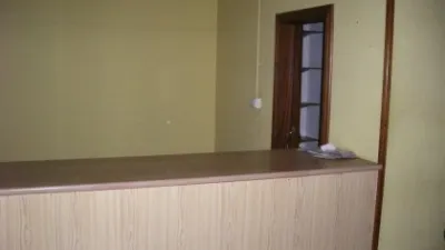 Local comercial en alquiler en Gandara - Vista 2