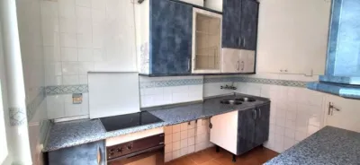 Piso en venta en Calle del Arzobispo Marcelo González, Paseo Zorrilla-Campo Grande-Cuatro de Marzo (Valladolid Capital) de 140.000 €