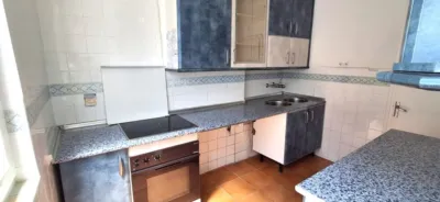 Piso en venta en Calle del Arzobispo Marcelo González, Paseo Zorrilla-Campo Grande-Cuatro de Marzo (Valladolid Capital) de 140.000 €