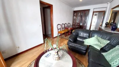 Piso en venta en Calle de Cervantes, Circular-Vadillos (Valladolid Capital) de 235.000 €