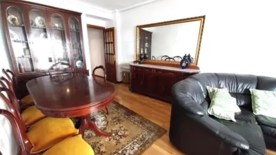 Piso en venta en Calle de Cervantes, Circular-Vadillos (Valladolid Capital) de 235.000 €