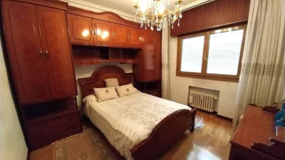 Piso en venta en Calle de Cervantes, Circular-Vadillos (Valladolid Capital) de 235.000 €