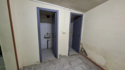 Local comercial en venta en Agra del Orzán - Villa de Negreira - Més