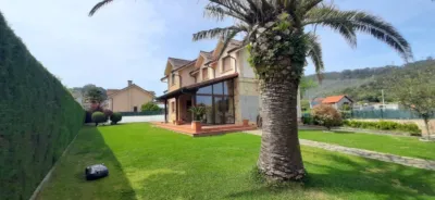 Chalet on Calle La Pereda, No. 10 photo 11