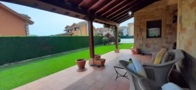 Chalet on Calle La Pereda, No. 10 photo 21