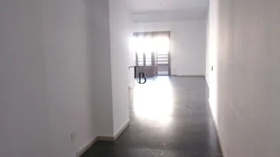 Dúplex en alquiler en los Remedios, Los Remedios (Distrito Los Remedios. Sevilla Capital) de 1.315 €<span>/mes</span>