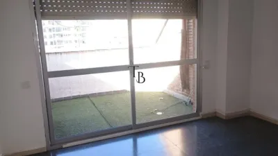 Dúplex en alquiler en los Remedios, Los Remedios (Distrito Los Remedios. Sevilla Capital) de 1.315 €<span>/mes</span>