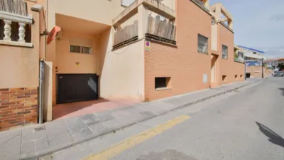 Piso en calle Alonso Ojeda photo 2