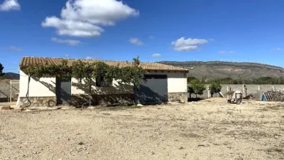 Chalet for sale in Calle de San Vicente photo 37