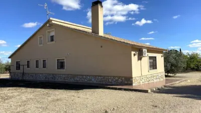 Chalet for sale in Calle de San Vicente photo 3
