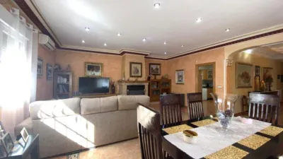 Chalet for sale in Calle de San Vicente photo 9