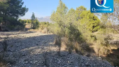 Terreno en venta en Polop - Más