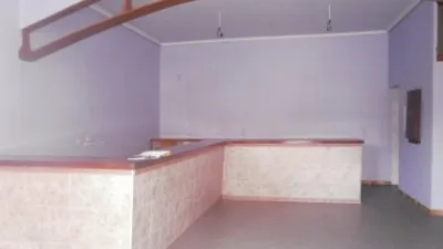Local comercial en alquiler en Catabois - Vista 2