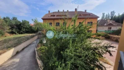 Apartment in Torrecaballeros photo 10