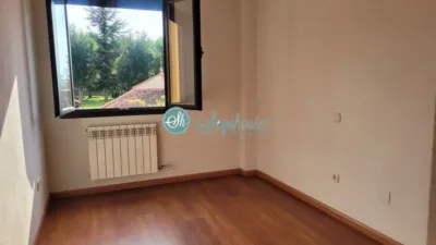 Apartment in Torrecaballeros photo 17