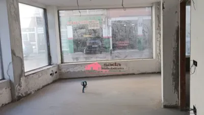 Local comercial en alquiler en Calle de las Tejeras - Més
